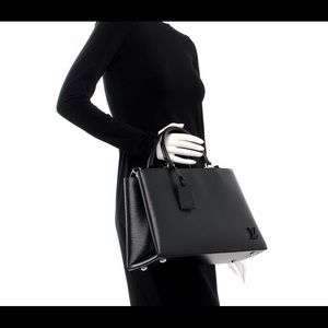 Louis Vuitton Kleber MM Epi Noir
